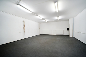 Pronájem skladovacích prostor 990 m², Karviná