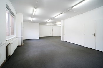 Pronájem skladovacích prostor 990 m², Karviná