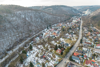 Prodej pozemku 1754 m², Praha 5 - Radotín