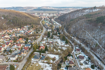 Prodej pozemku 1754 m², Praha 5 - Radotín