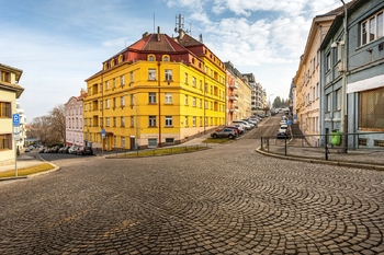 Prodej bytu 2+1 v osobním vlastnictví 60 m², Praha 6 - Břevnov