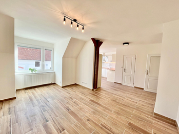 Pronájem bytu 3+1 v osobním vlastnictví 62 m², Dobřichovice