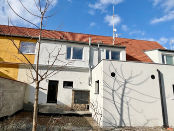 Pronájem bytu 3+1 v osobním vlastnictví 62 m², Dobřichovice