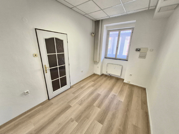 Pronájem bytu 3+1 v osobním vlastnictví 89 m², Praha 2 - Nové Město