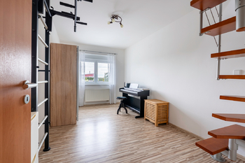 Prodej domu 217 m², Horní Jiřetín