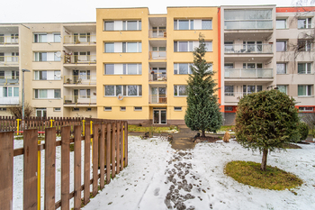 Prodej bytu 4+1 v osobním vlastnictví 77 m², Jesenice