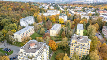 Pronájem bytu 1+kk v družstevním vlastnictví 18 m², Praha 8 - Kobylisy