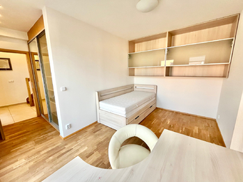 Pronájem bytu 3+kk v osobním vlastnictví 91 m², Praha 7 - Holešovice