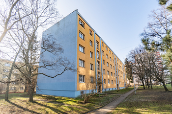 Prodej bytu 2+1 v osobním vlastnictví 52 m², Praha 10 - Malešice