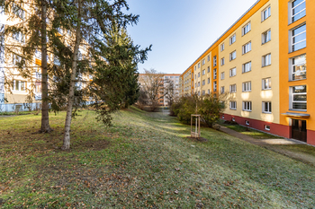 Prodej bytu 2+1 v osobním vlastnictví 52 m², Praha 10 - Malešice