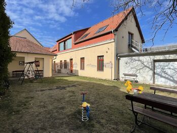 Pronájem bytu 1+1 v osobním vlastnictví 40 m², Malšice