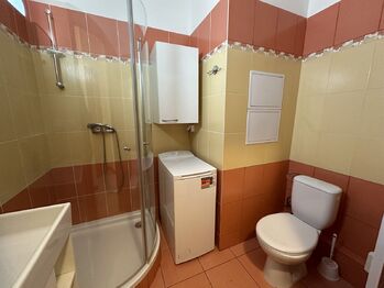 Pronájem bytu 1+1 v osobním vlastnictví 40 m², Praha 9 - Kbely