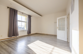 Pronájem bytu 2+1 v osobním vlastnictví 58 m², Praha 8 - Libeň