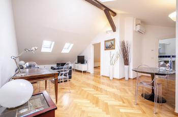 Pronájem bytu 2+kk v osobním vlastnictví 63 m², Praha 1 - Staré Město