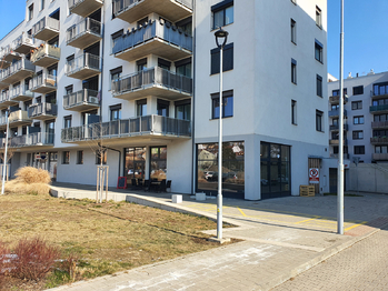 Pronájem obchodních prostor 84 m², Brno