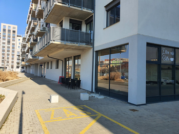 Pronájem obchodních prostor 84 m², Brno