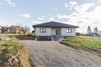 Prodej domu 386 m², Dębowiec