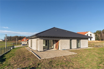 Prodej domu 386 m², Dębowiec