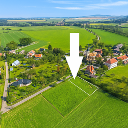 Prodej pozemku 1018 m², Suchdol