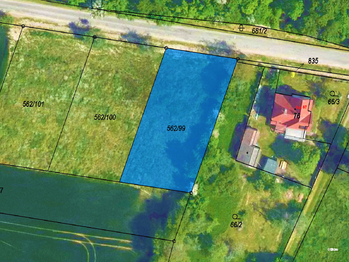 Prodej pozemku 1018 m², Suchdol