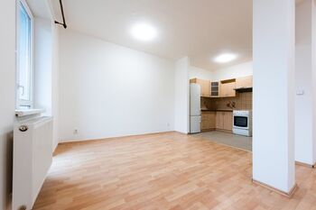 Pronájem bytu 2+kk v osobním vlastnictví 52 m², Kuřim