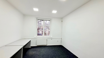 Pronájem obchodních prostor 124 m², Praha 4 - Podolí