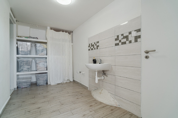 Chodba 2 - Pronájem domu 129 m², Pouzdřany