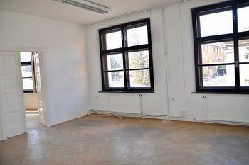 Pronájem kancelářských prostor 1431 m², Mnichovo Hradiště