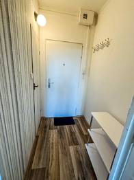 Předsíň - Pronájem bytu 2+kk v osobním vlastnictví 36 m², České Budějovice