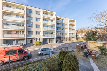 Prodej bytu 3+1 v družstevním vlastnictví 71 m², Praha 4 - Modřany