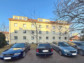 Pronájem bytu 1+1 v osobním vlastnictví 33 m², Pardubice