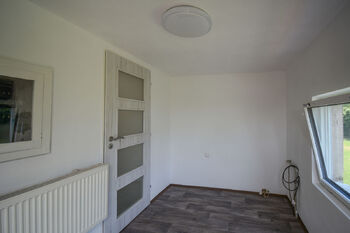 předsíň - Pronájem domu 85 m², Lochenice