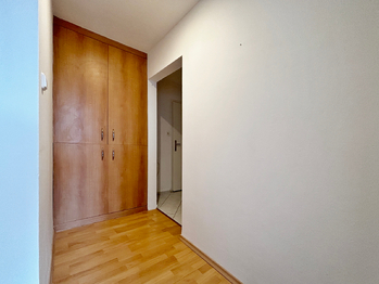 chodba - Pronájem bytu 2+kk v družstevním vlastnictví 48 m², České Budějovice