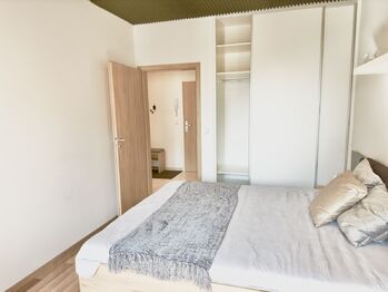 Pronájem bytu 2+kk v osobním vlastnictví 54 m², Praha 10 - Uhříněves