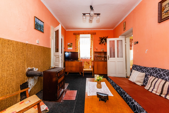 Prodej domu 67 m², Káraný