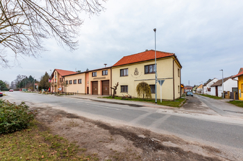 Prodej domu 67 m², Káraný