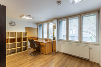 Pronájem obchodních prostor 182 m², Praha 5 - Košíře