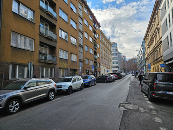 Pronájem bytu 1+kk v osobním vlastnictví 28 m², Praha 5 - Smíchov