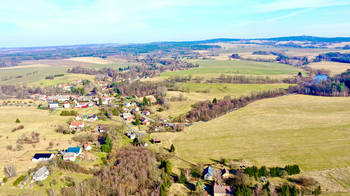 Prodej pozemku 1980 m², Pertoltice