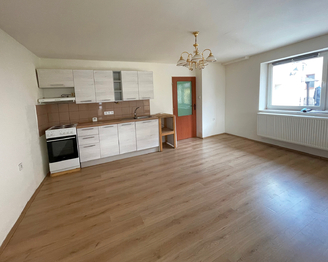 Pronájem domu 80 m², Církvice