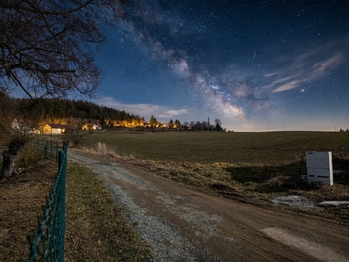 Prodej pozemku 4190 m², Kladruby