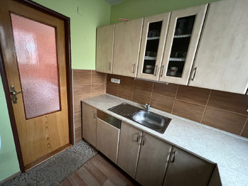 kuchyň 1n - Prodej domu 162 m², Solnice