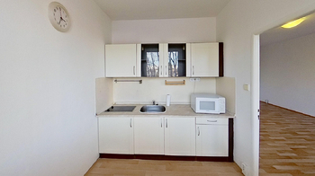 Pronájem bytu 1+1 v osobním vlastnictví 33 m², Praha 8 - Kobylisy