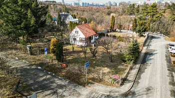 Prodej pozemku 597 m², Praha 5 - Jinonice