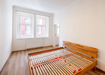 Pronájem bytu 2+1 v osobním vlastnictví 50 m², Praha 4 - Podolí