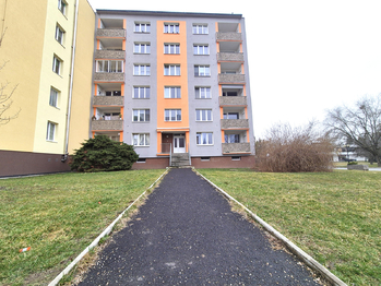 Prodej bytu 2+1 v osobním vlastnictví 41 m², Louny