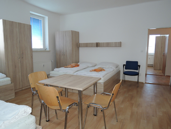 Pronájem bytu 4+1 v osobním vlastnictví 125 m², Hostivice