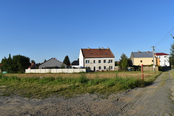 Prodej pozemku 958 m², Doloplazy