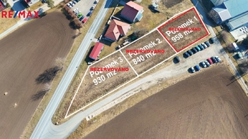 Prodej pozemku 840 m², Doloplazy