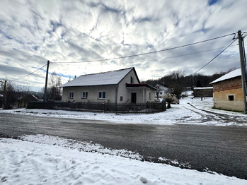 Prodej domu 200 m², Oskava